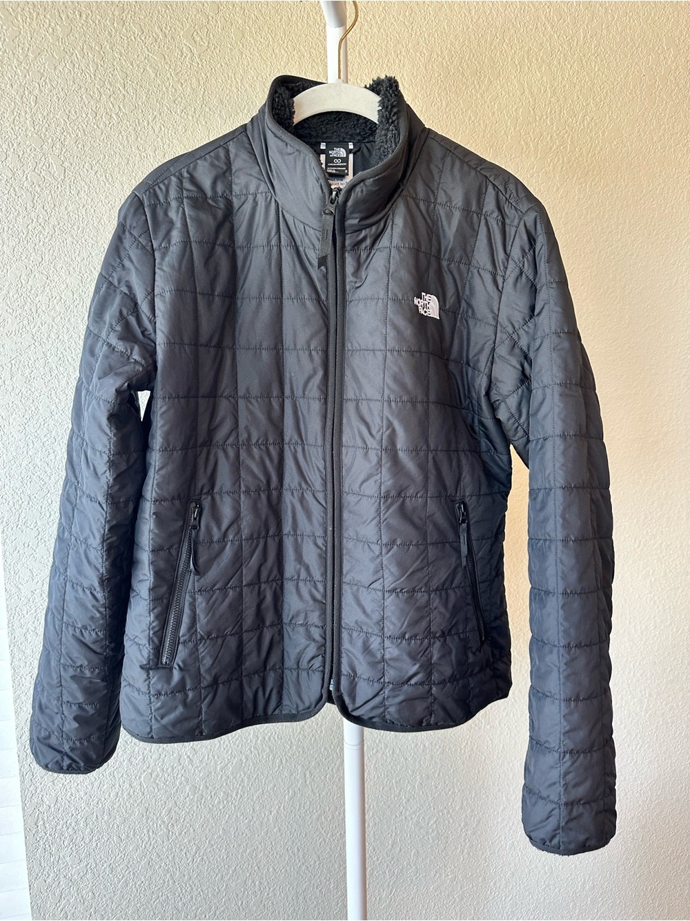 The North Face women’s black junction insulated jacket size medium
